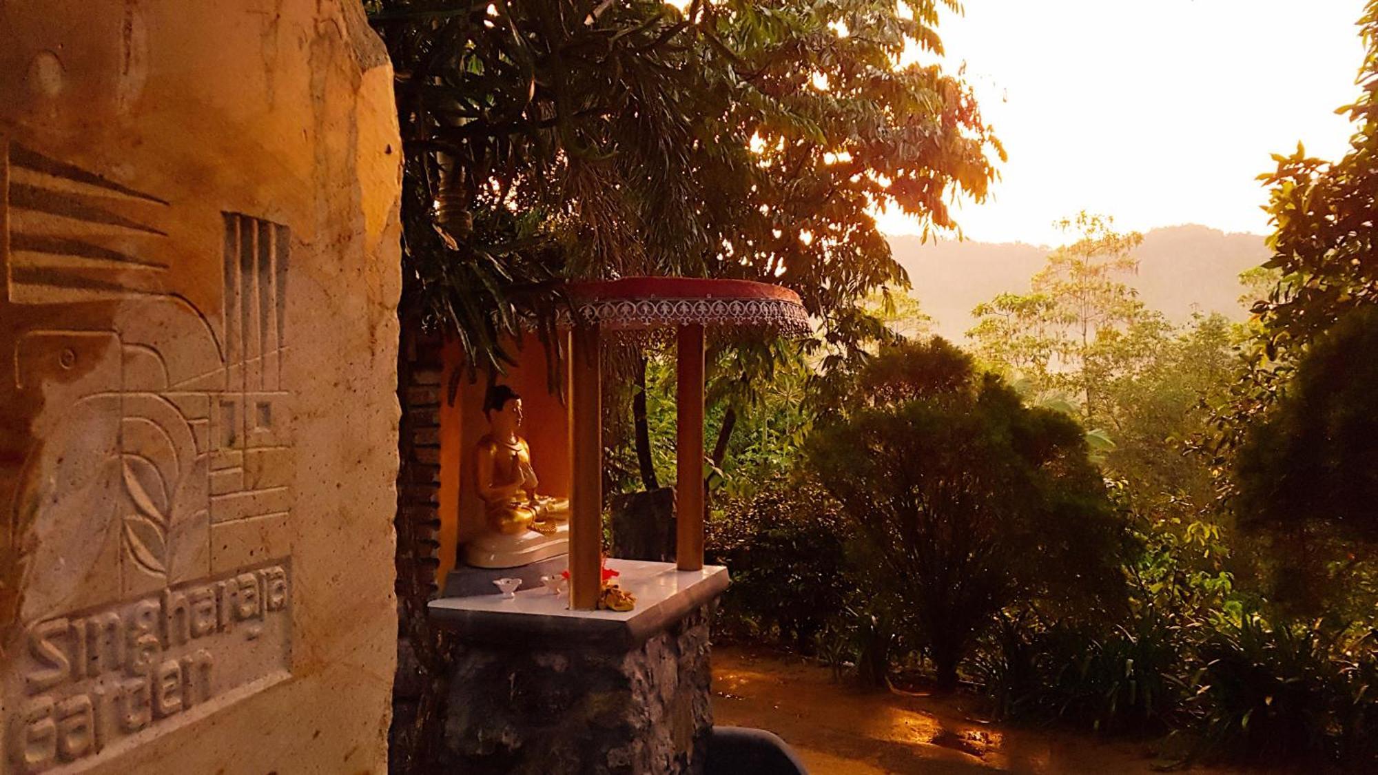 Singharaja Garden Agro Eco Lodge Pelawatta  Экстерьер фото